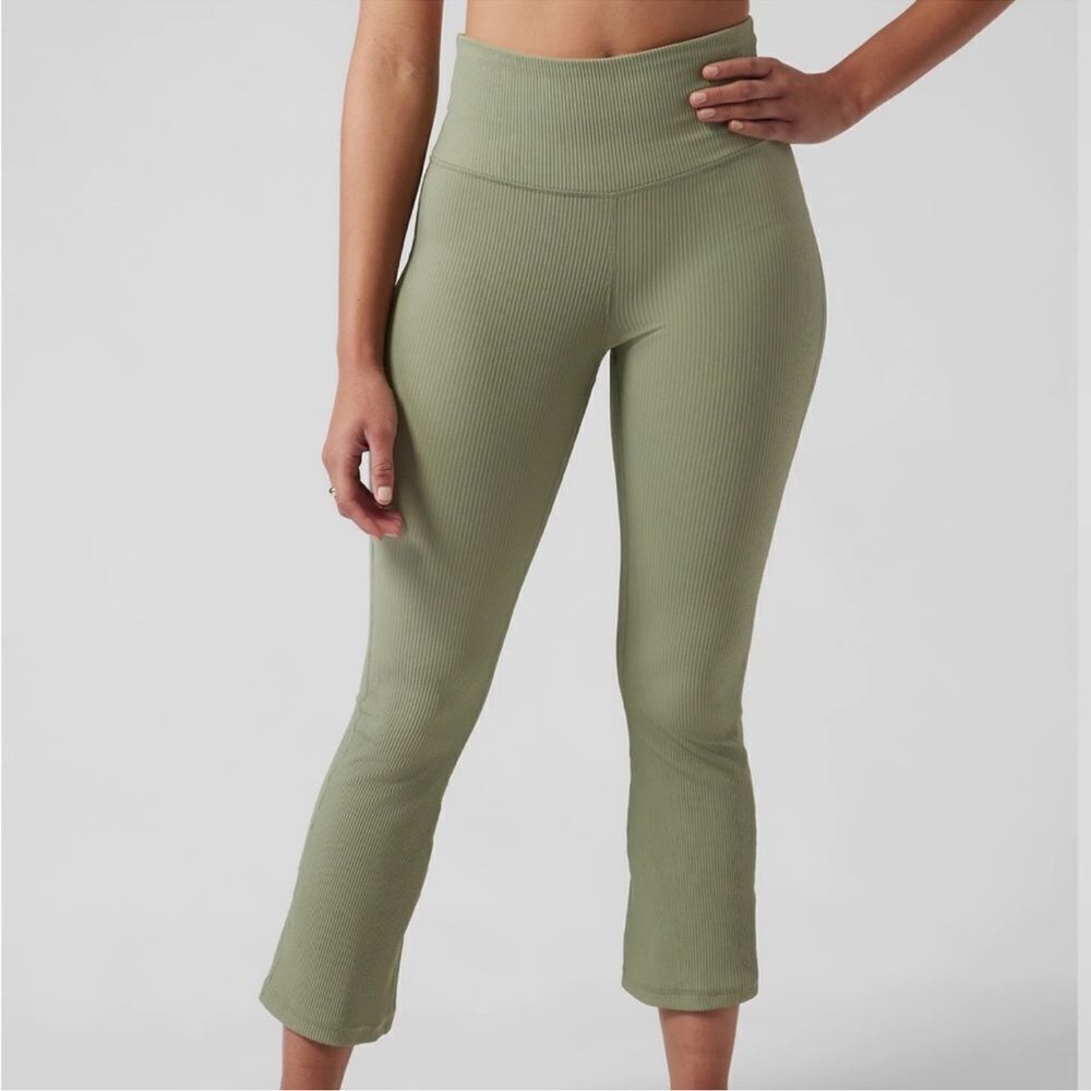 Athleta Elation Rib Crop Flare Leggings Green Size Extra Small